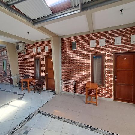 Hotel Azza Karimunjawa-Inseln Exterior foto
